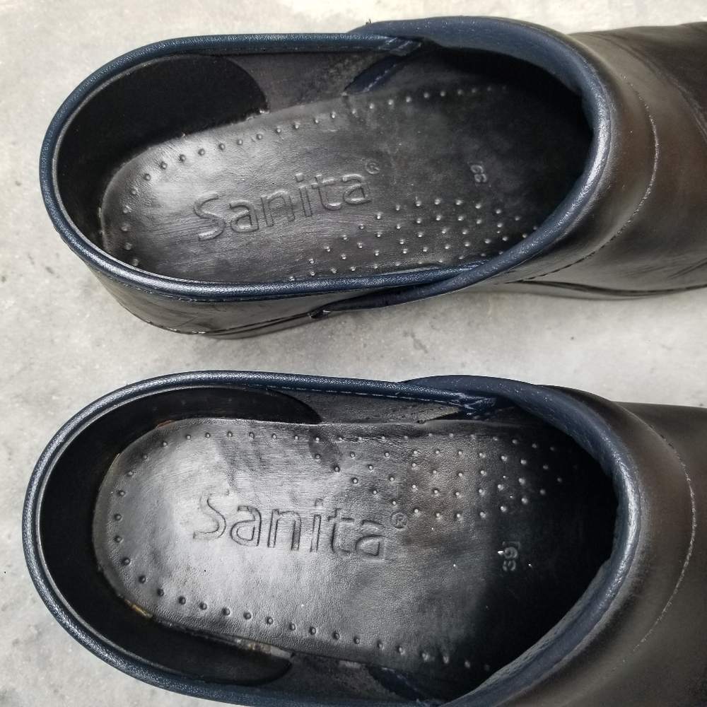 SANITA | Black Clogs Blue Trim Navy Nursing Shoes - Picture 4 of 11